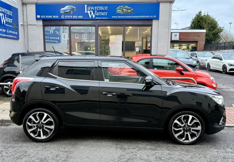 2015 Ssangyong Tivoli 1.6 e-XDi ELX Auto Euro 6 5dr HATCHBACK Diesel Automatic