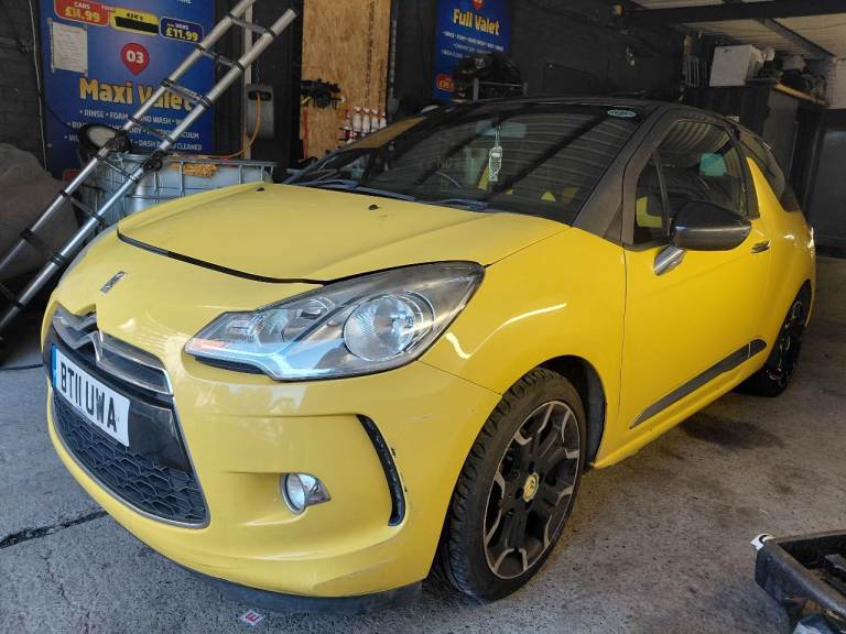 BREAKING / PARTS : CITROEN DS3  2010-14	 1.6d engine:	9HR (DV6C) ; colour:	KAS/EXY
