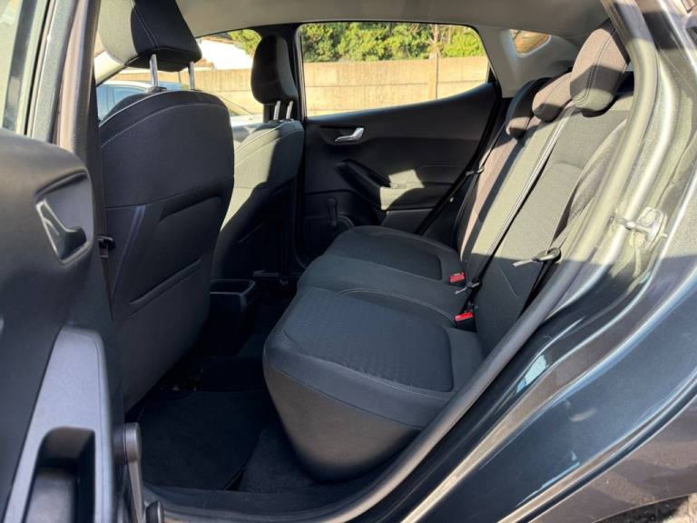 2018 Ford Fiesta 1.0T EcoBoost Zetec Hatchback 5dr Petrol Manual Euro 6 (s/s) (100 ps) Hatchback ...