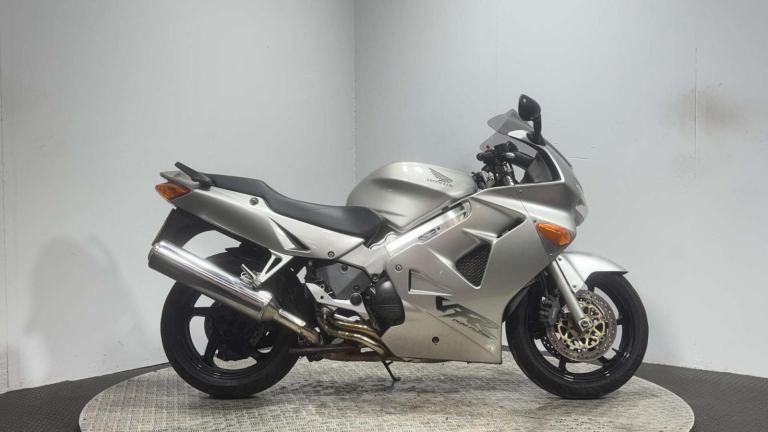 Honda VFR 1998 69K PROJECT BIKE VERY CLEAN SPARES OR REPAIR INJECTED NO VTEC 800