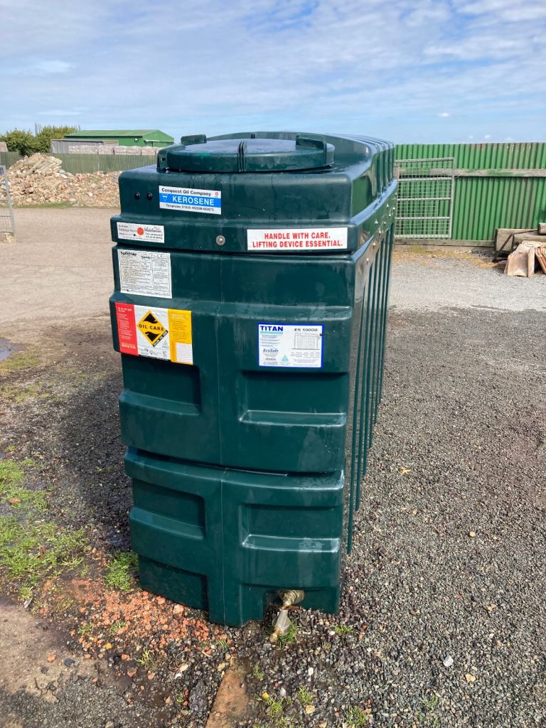 Titan 1000L bunded home heating oil tank 