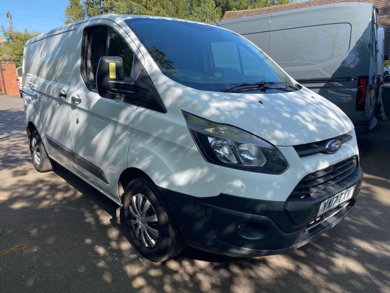 2017 Ford Transit Custom 2.0 TDCi 290 L1 H1 5dr PANEL VAN Diesel Manual
