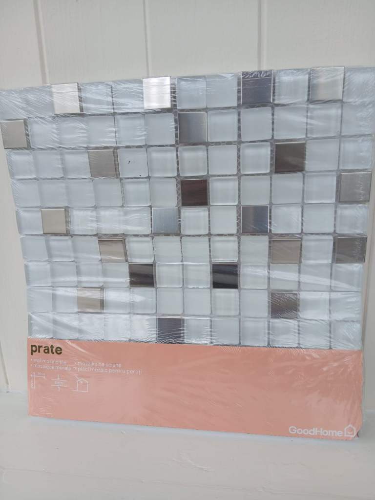 10 x mosaic tiles 