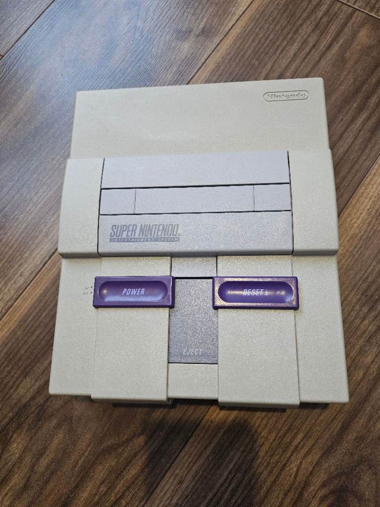 US Super Nintendo Console - faulty