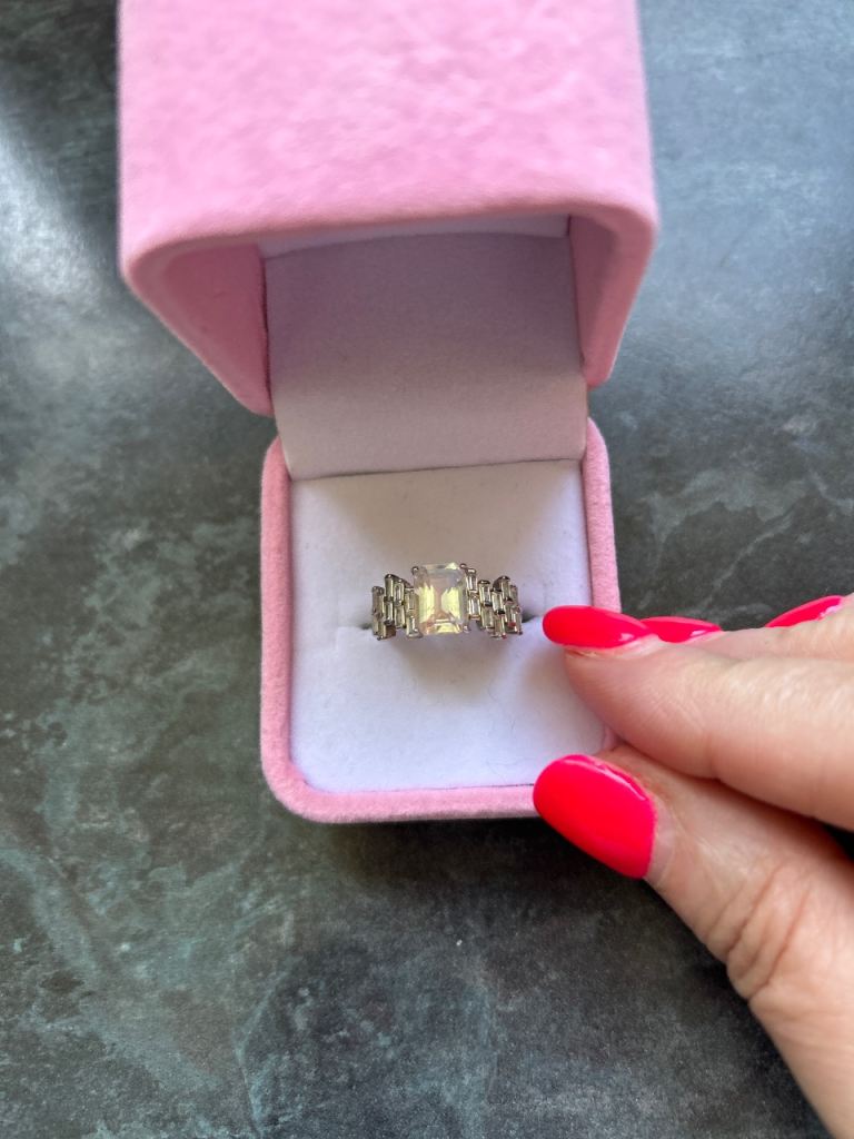 Ring