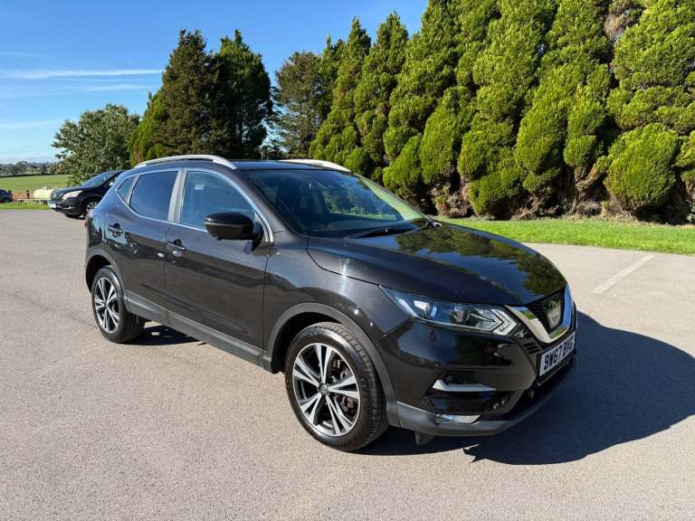 2018 Nissan Qashqai 1.2 DiG-T Petrol N-Connecta 5dr Xtronic Automatic SUV HATCHBACK Petrol Automatic