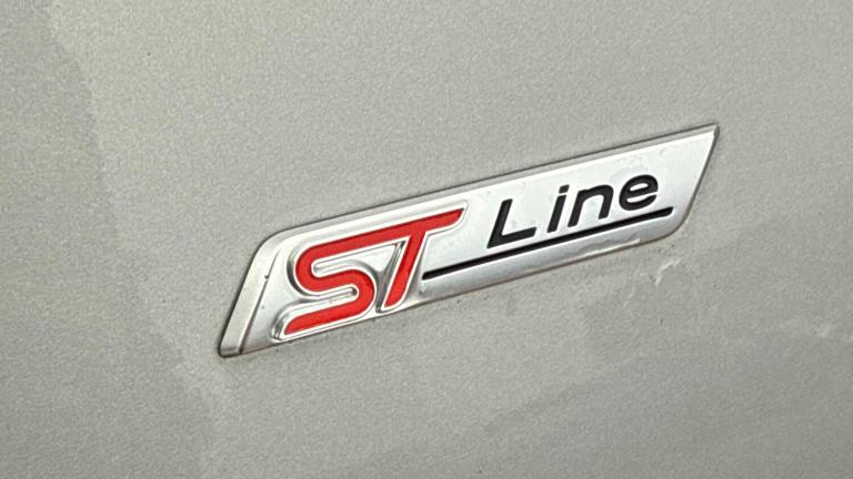 2023 Ford Puma 1.0 EcoBoost Hybrid mHEV 155 ST-Line X 5dr Hatchback Petrol Manual