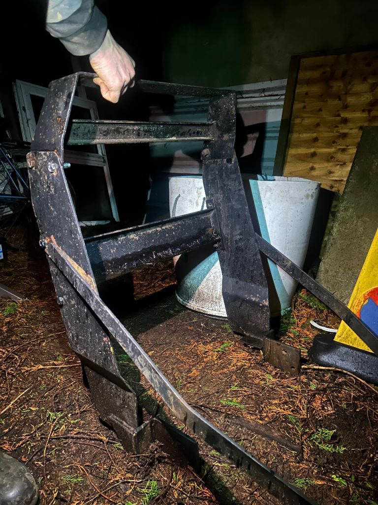 David brown case bonnet guard 