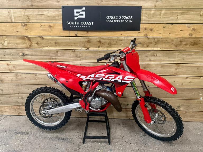 GAS GAS MC 125 2023 MOTOCROSS BIKE FACTORY TRIPLE CLAMPS 