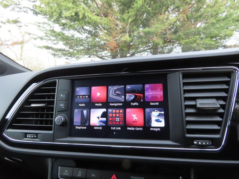 2020 SEAT Leon 2.0 TDI 150 FR Black Edition [EZ] 5dr DSG HATCHBACK DIESEL Automatic