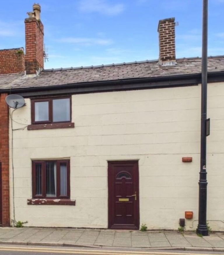 2 Bed Terrace House, Tyldesley