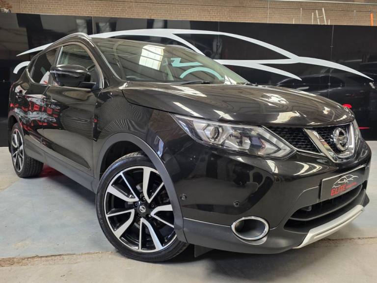 2015 Nissan Qashqai 1.6 dCi Acenta [Smart Vision Pack] 5dr Xtronic HATCHBACK DIESEL Automatic