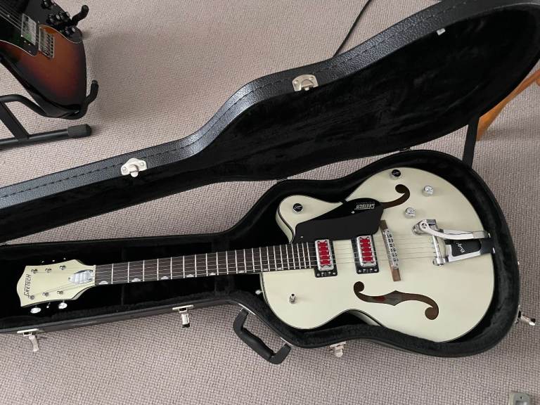 GRETSCH G5410T ELECTROMATIC RATROD HOLLOWBODY GUITAR