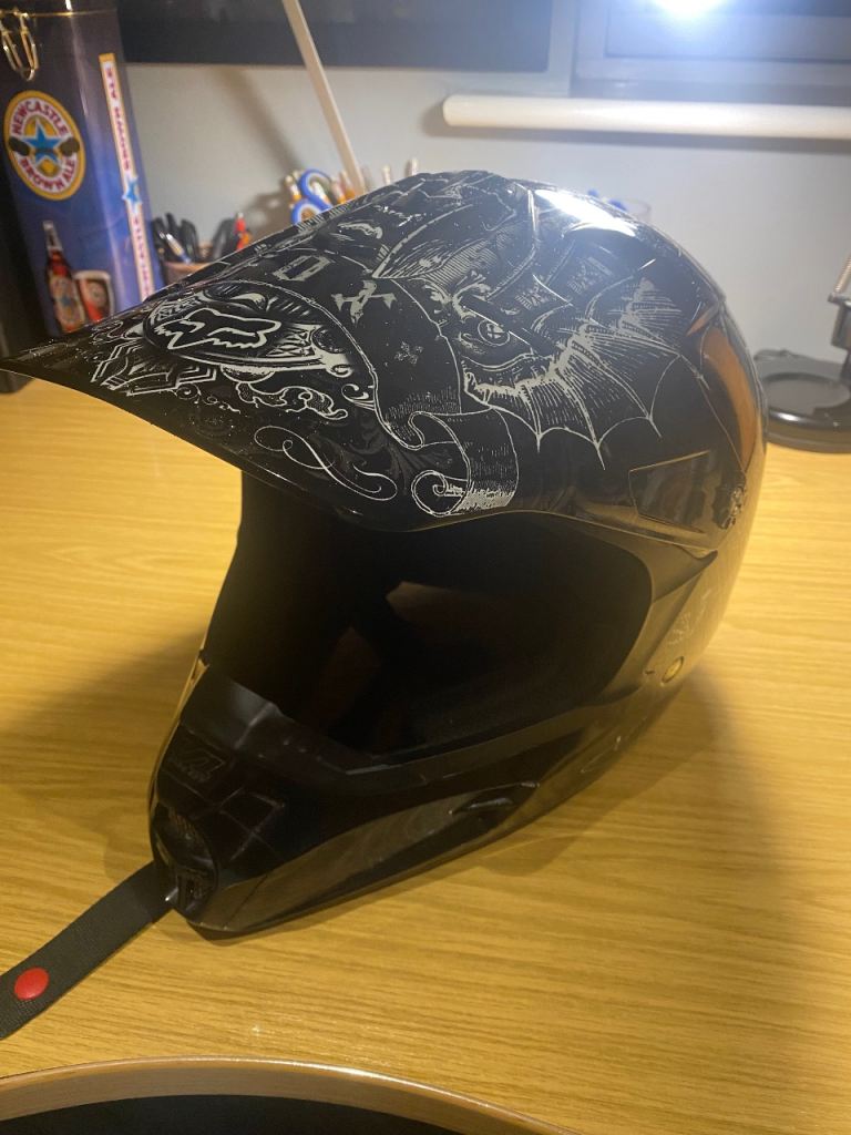 Fox V1 Pilot Motorcycle Helmet Black Size Medium 57-58cm Excellent Condition