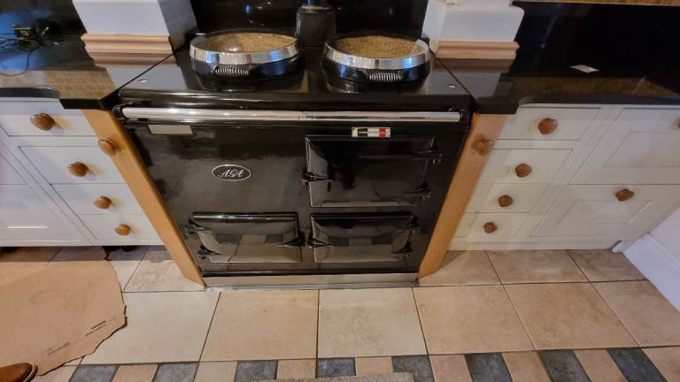 GAS AGA RANGE COOKER 