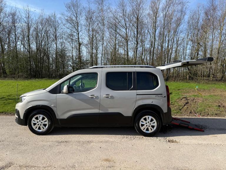 2020 Peugeot Rifter Horizon 1.5 HDI Wheelchair Accessible Vehicle WAV MPV Diesel Manual