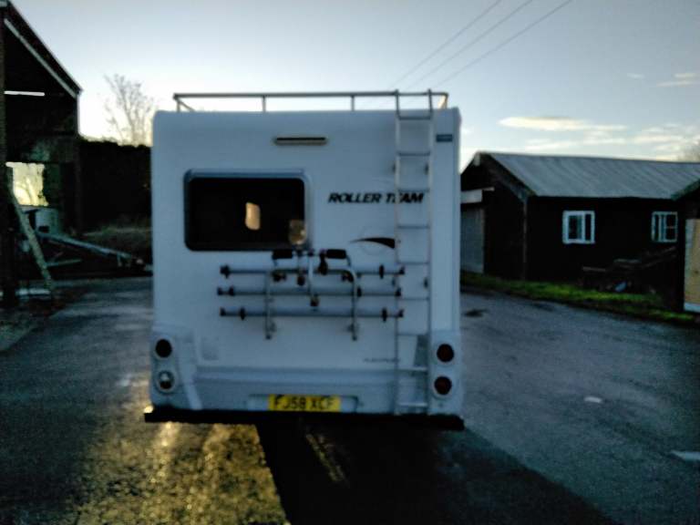 PLEASE BE AWARE THIS VEHICLE HAS BEEN STOLEN 