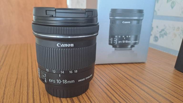 Canon EOS EFS 10-18mm IS STM Wide Angle Zoom Lens - Mint & Boxed!