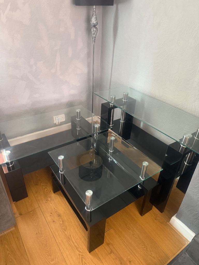 Set of glass tables 