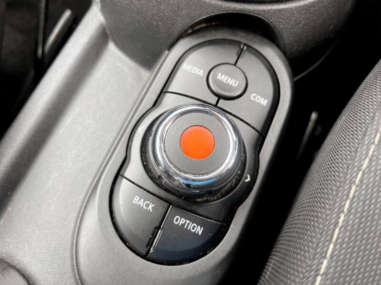 2020 MINI Hatch 1.5 One Classic II 3dr Auto HATCHBACK PETROL Automatic