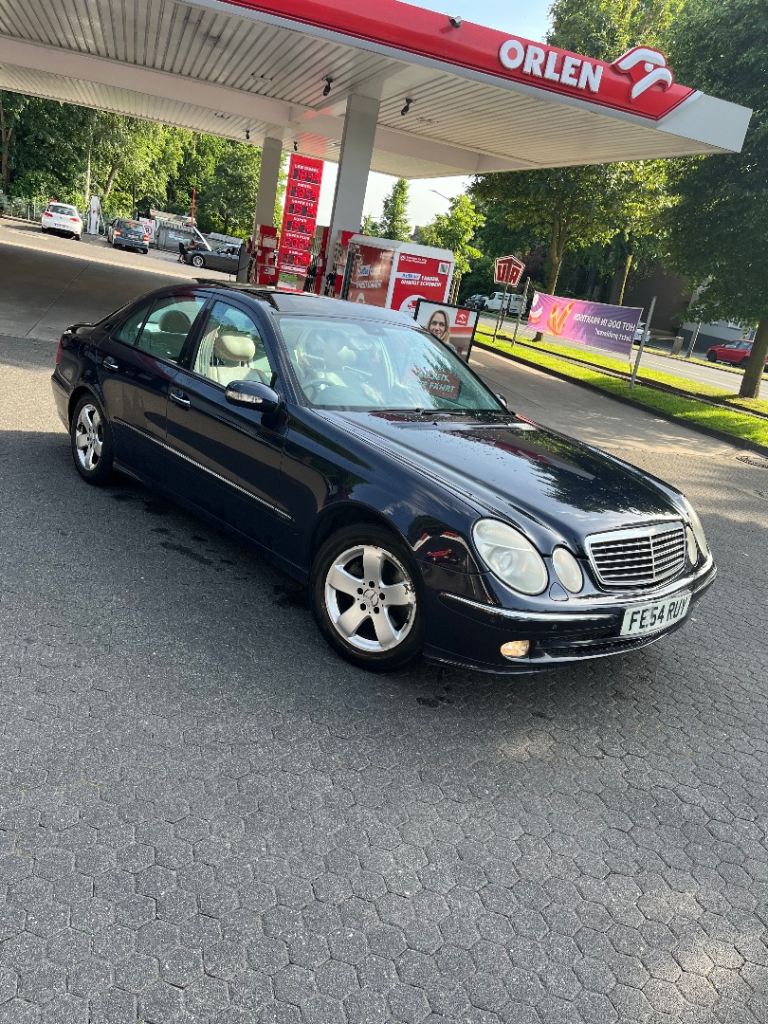 Mercedes-Benz, E320 CLASS, Saloon, 2004, Semi-Auto, 3199 (cc), 4 doors