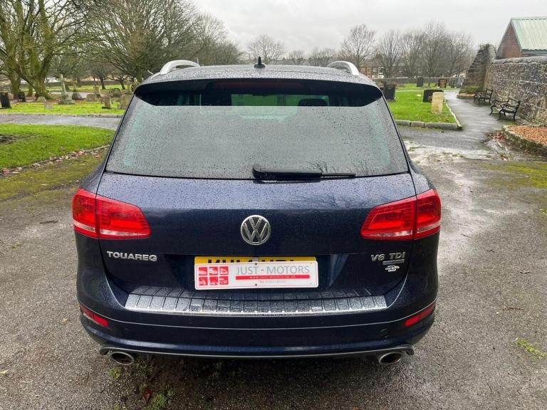 2014 Volkswagen Touareg 3.0 TDI V6 BlueMotion Tech R-Line Tiptronic 4WD Euro 5 (s/s) 5dr ESTATE D...