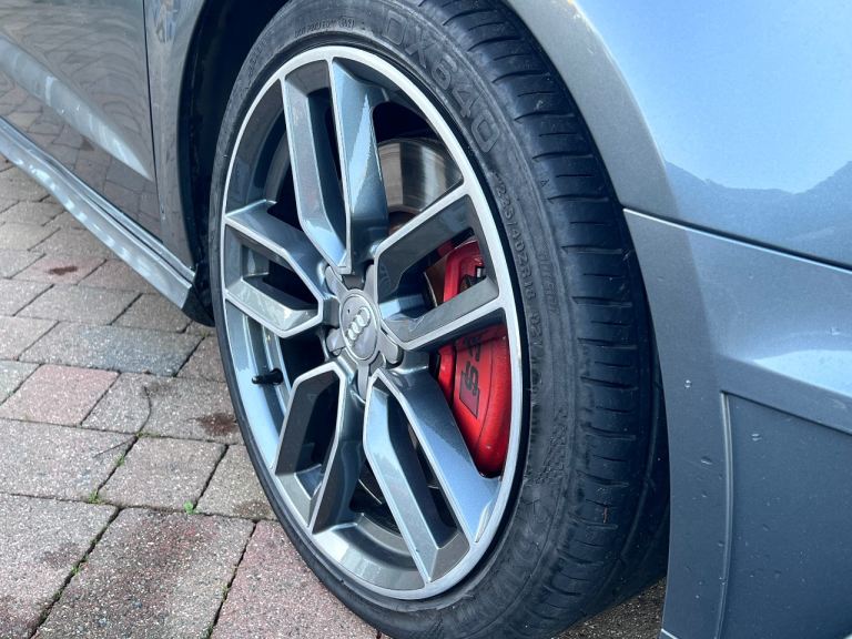Audi s3 s Tronic - Audi service history + 2 keys