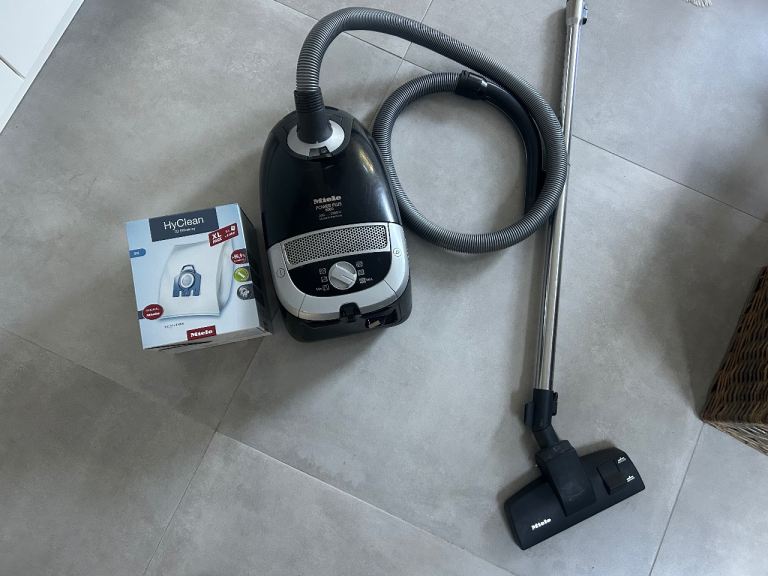 Miele vacuum cleaner Power Plus 5000 model with all accessories