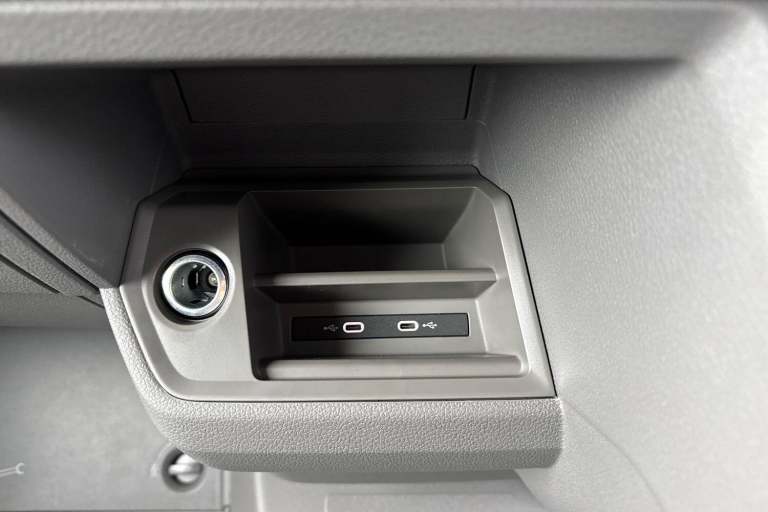 2025 Volkswagen Crafter 2.0 TDI 140PS Commerce Plus High Roof Van PANEL VAN DIESEL Manual