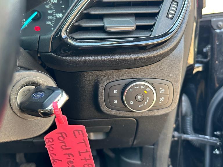 2017 Ford Fiesta 1.1 Zetec 5dr HATCHBACK Petrol Manual