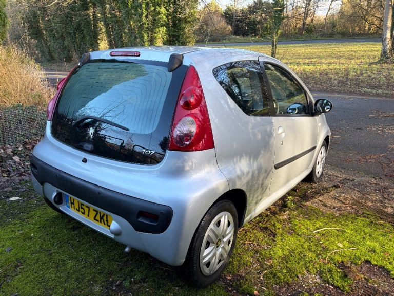 Peugeot, 107, 3 Door Automatic. FSH - Excellent Condition - £20 Road Tax