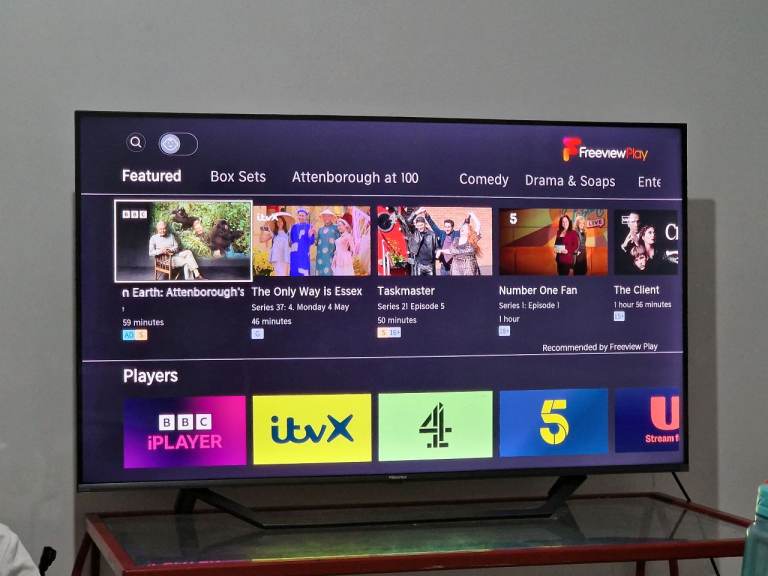 Hisense qled 4k smart hd udh tv 