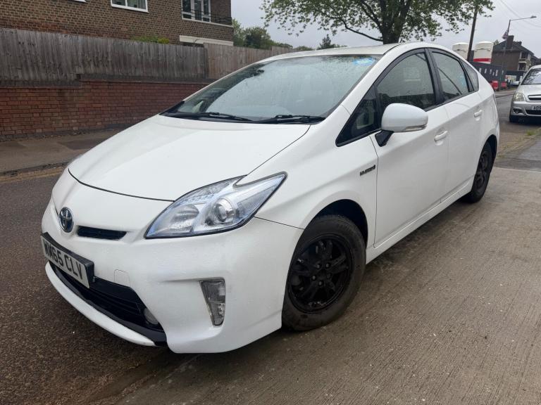 2015 Toyota Prius 1.8 VVTi T3 5dr CVT Auto HATCHBACK Petrol/Electric Hybrid Automatic