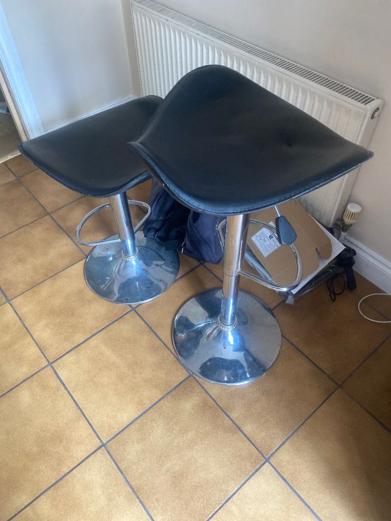 Pair of Black Adjustable Bar Stools - Good Condition