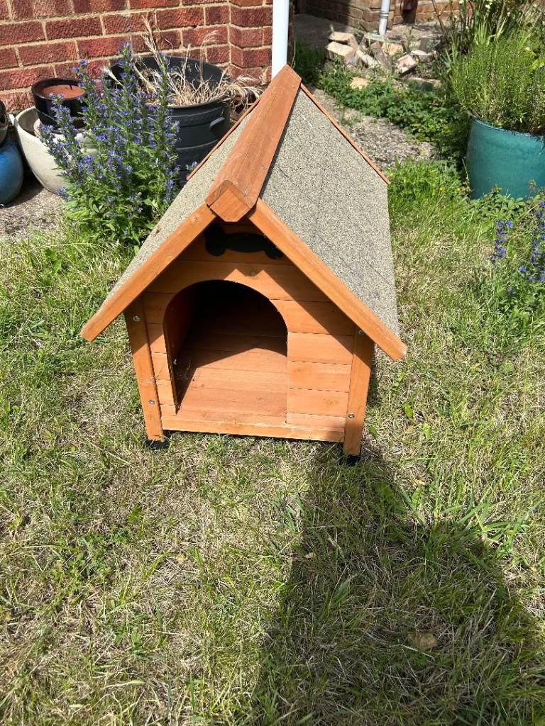 FREE kennel - "Spike Classic Dog Kennel - Size S"