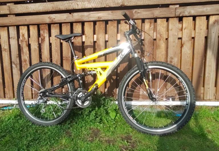 MOUNTAIN BIKE FULL SUSPENSION 