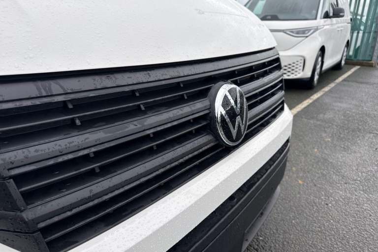 2025 Volkswagen Crafter 2.0 TDI 140PS Commerce Plus High Roof Van PANEL VAN DIESEL Manual