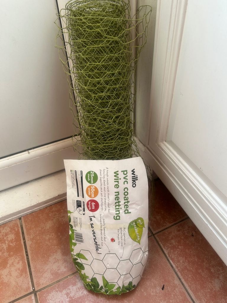 Garden wire netting lot