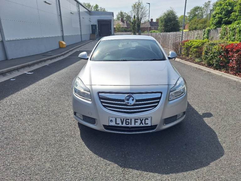 Vauxhall, INSIGNIA, Hatchback, 2011, Manual, 1956 (cc), 5 doors