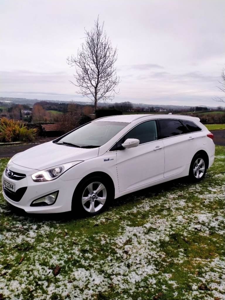 2015 HYUNDAI i40 CRDI 1.7 BLUE DRIVE SPORT TOURER/ESTATE..MOT,D.. SERVICE HISTORY.. 