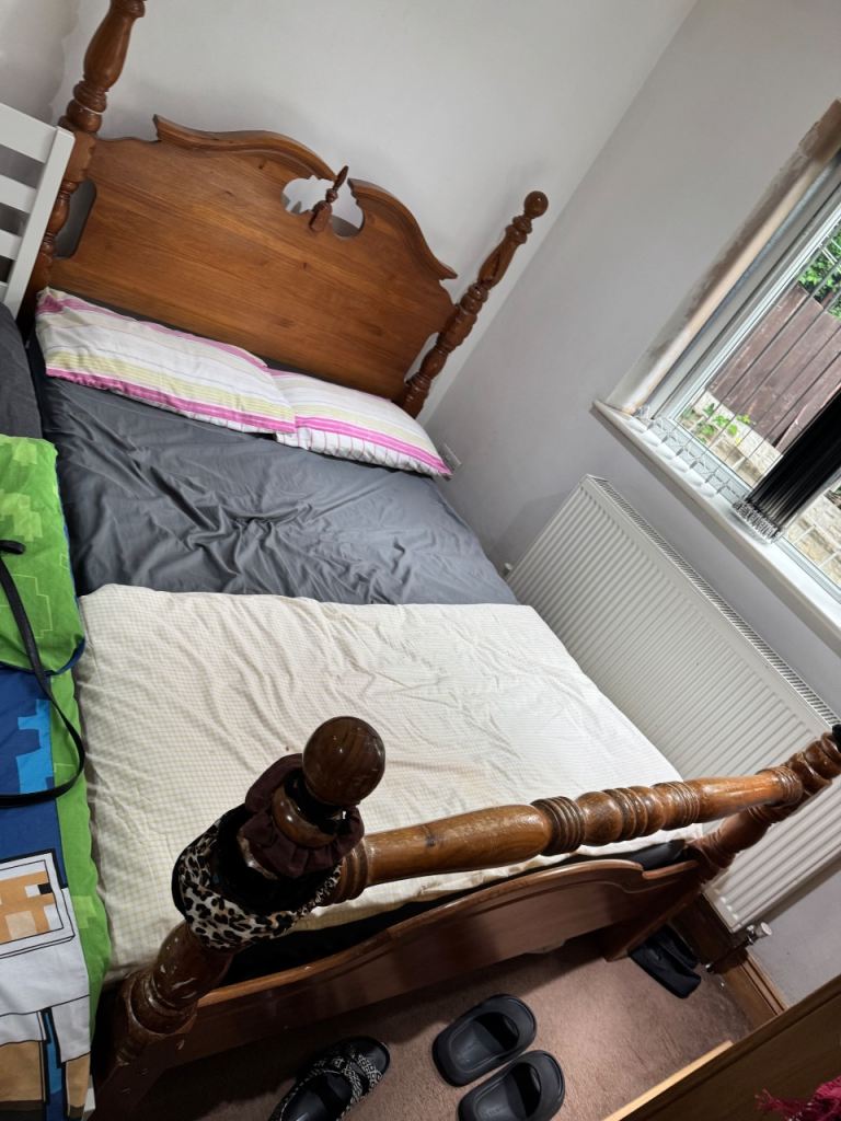 Free double wood bed 
