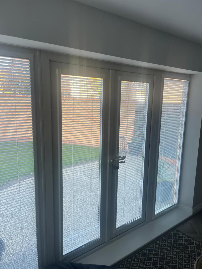 Perfect Fit white Venetian Blinds