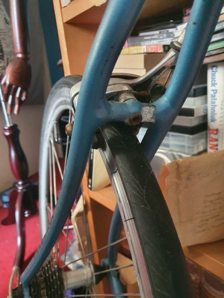 Medium/large 22inch (56cm) Cannondale Ironman 600 USA built 9 spd