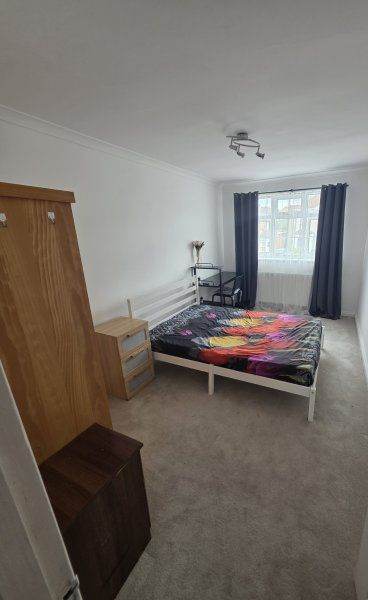 Cozy double room for rent in Welling