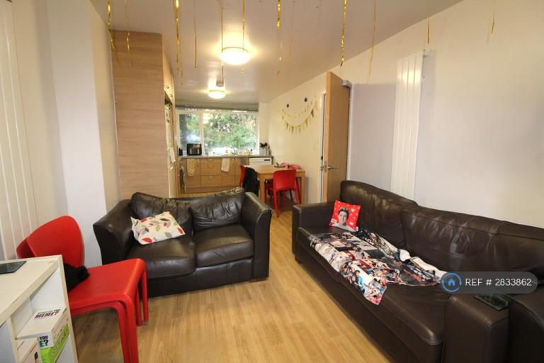 1 bedroom in Sparkford Close, Winchester, SO22 (#2833862)