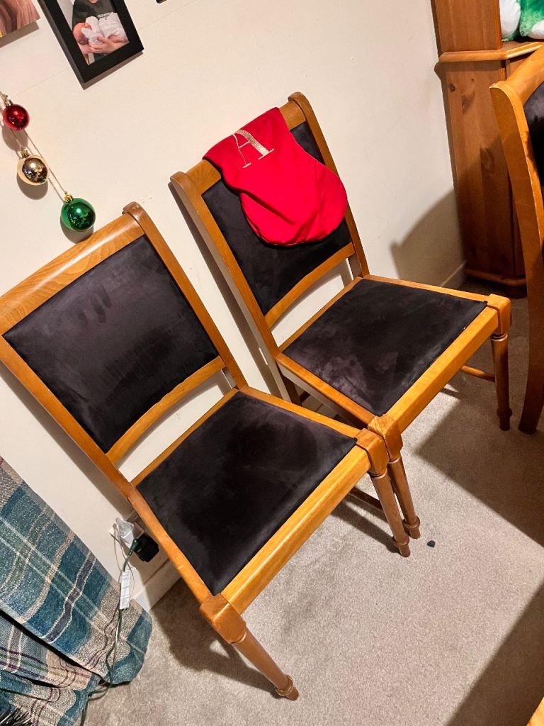 4 lovely chairs
