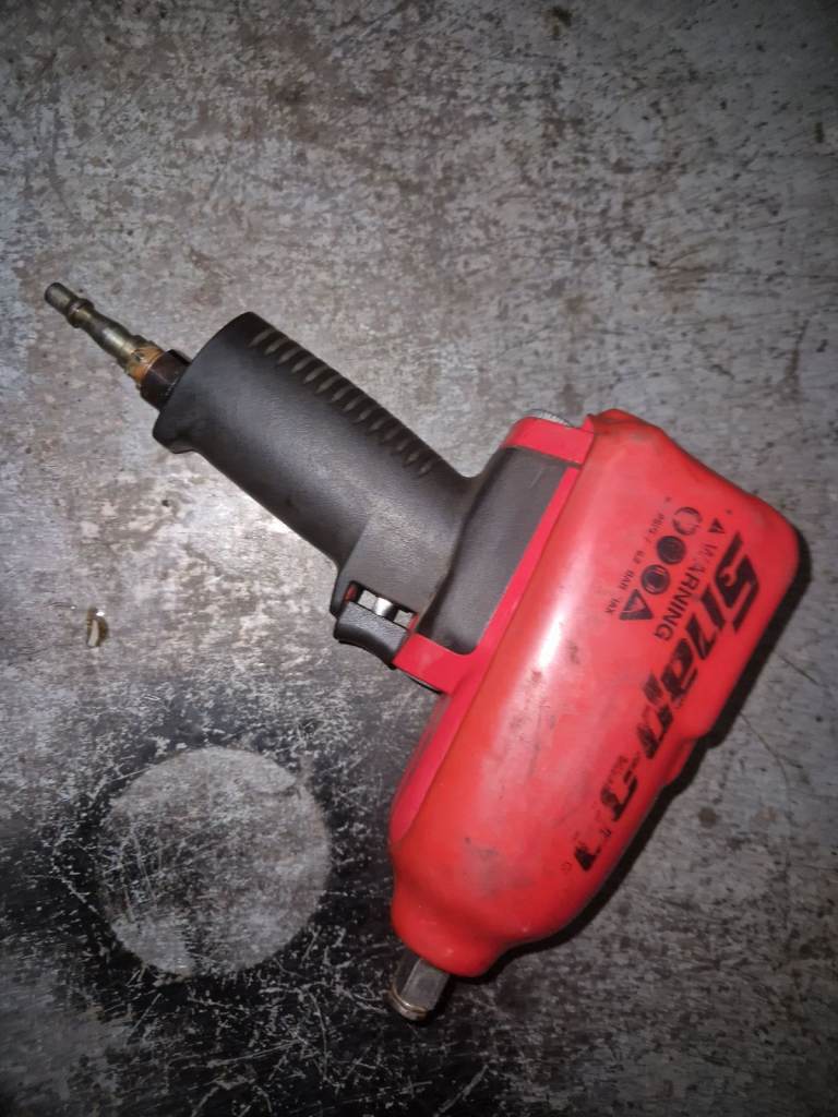 Snap on 1/2 impact gun