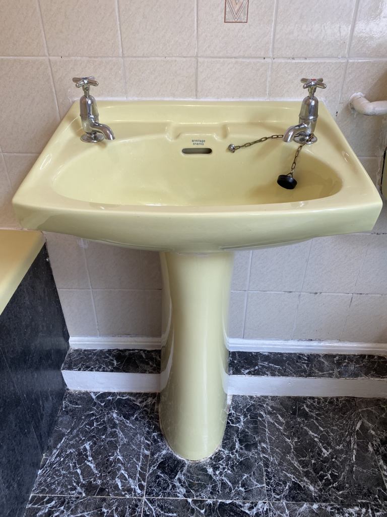 Retro primrose yellow Armitage Shanks bathroom suite