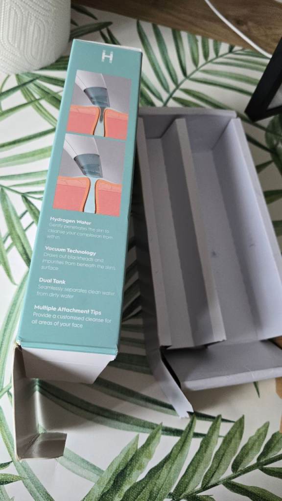 Homedics Refresh Facial Skin Care Device - NEW