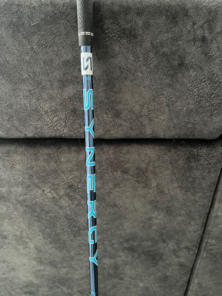 Aldila synergy blue 70s stiff graphite shaft for sale for a 3 wood